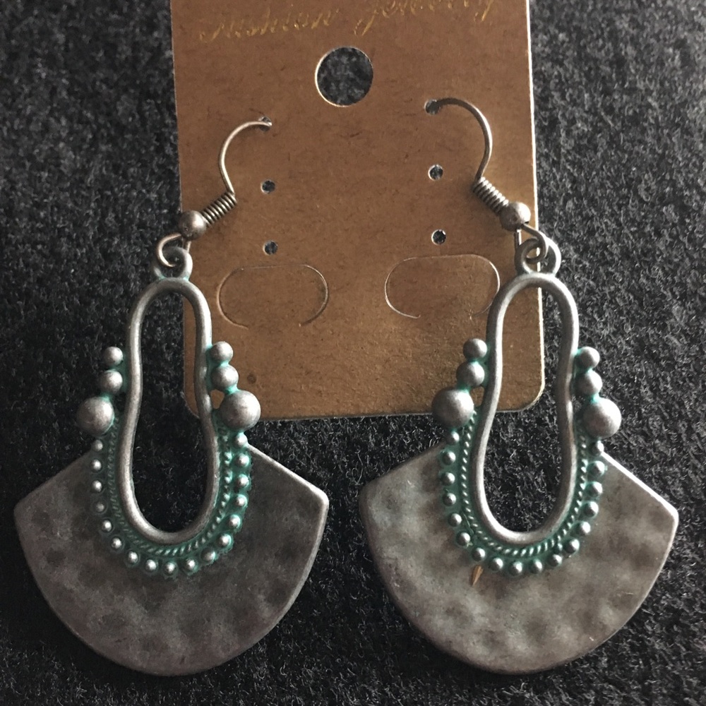 Sliver Tone Antique Earrings